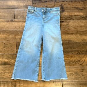 Girls’ Vineyard Vines Light Blue Wide Leg Raw Hem Jeans - Size 12